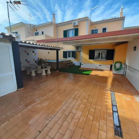 Villa Dora * Armação de Pêra